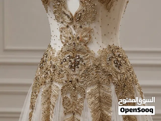 فستان مناسبات ملبوس مره وحده فقط