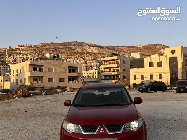 ميتسوبيشي اوت لاندر