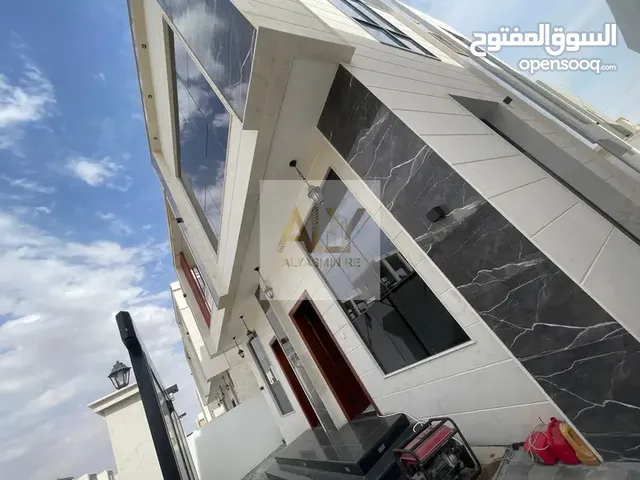 3100ft 5 Bedrooms Villa for Sale in Ajman Al Yasmin