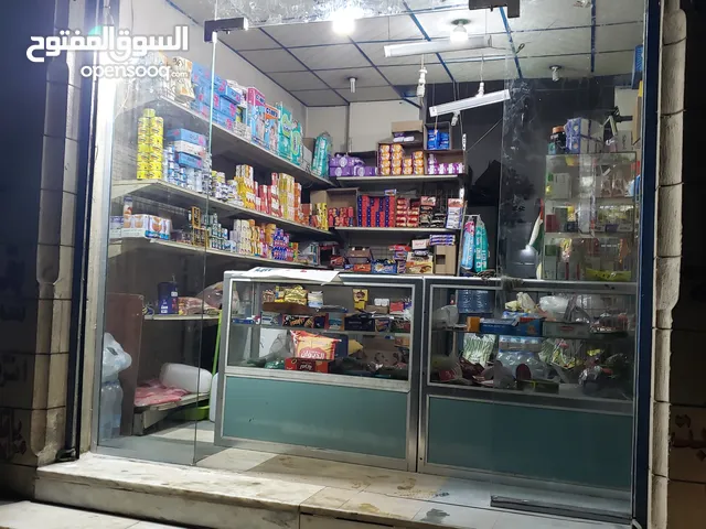 بقالة للبيع في حده الحي السياسي موقع قوه وايجار مناسب نقطه نت محل كبير العمق 9 والعرض 4