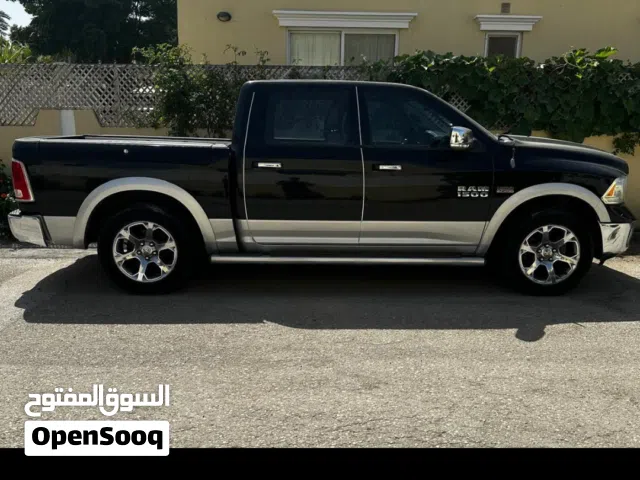 2014 دودج رام Laramie