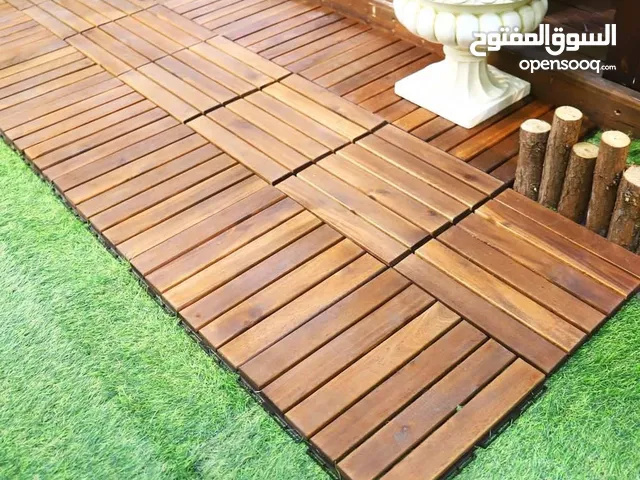 بلاط خشبي للحدائق