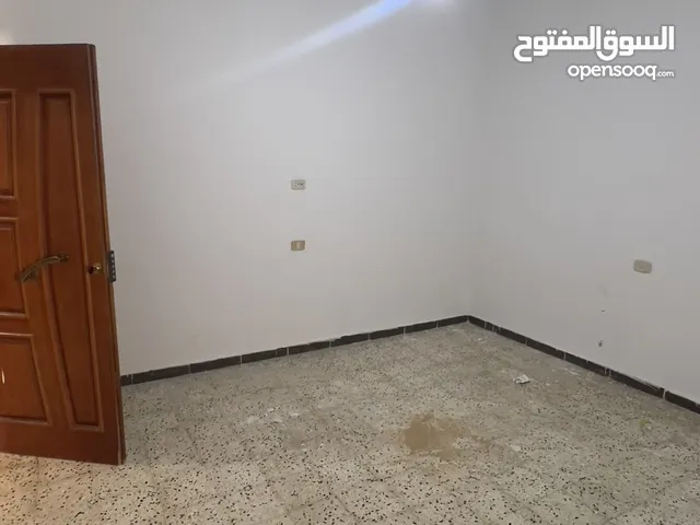 مشروع الهضبه قريب من الحي دبلومسي خط واحد