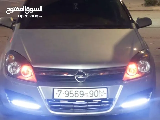 Used Opel Astra in Jenin