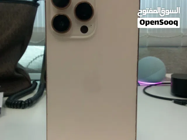 The color is Desert Titanium, and the iOS version is 26.5.