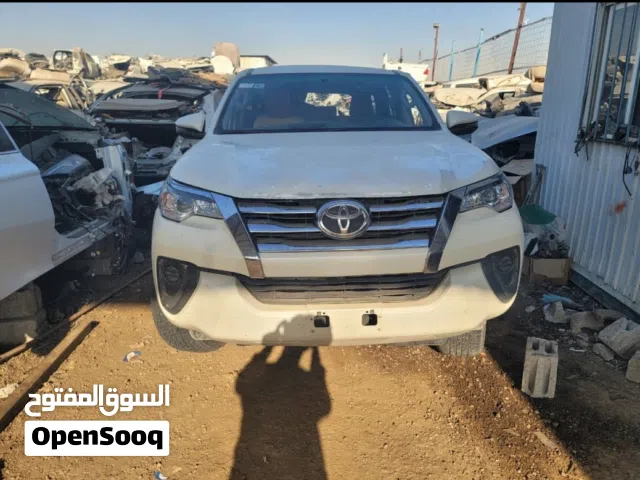 تشليح الحائرلجميع قطع غيارالسيارات بكل موديلتها وضمان للقطع المباعة باالفواتير