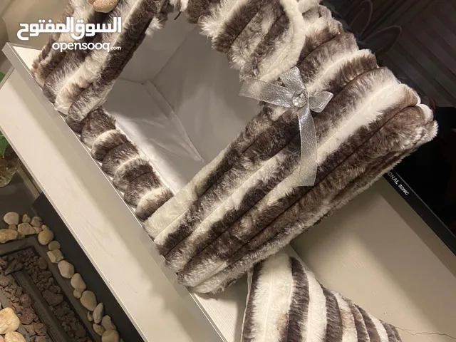 بيت قطط للبيع بشكل جمالي للمنزل