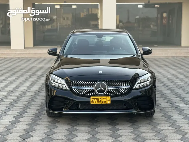 مرسيدس C 300 2019 ممشى 19 الف فقط رقم واحد السياره نظيفه بلون خارجي مميز