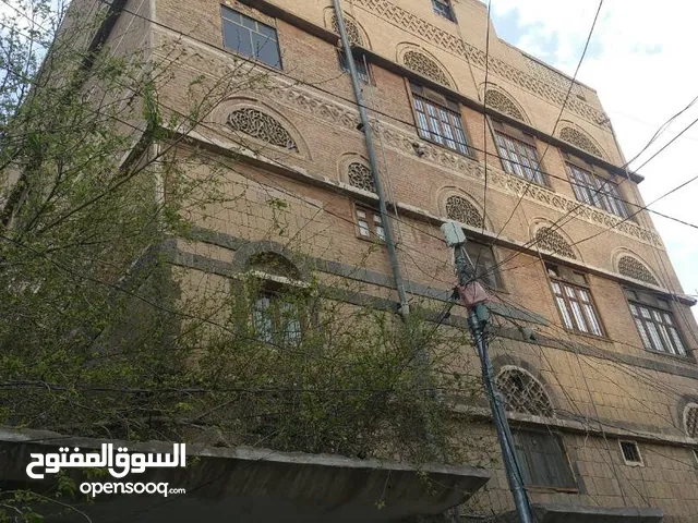 7 m2 5 Bedrooms Townhouse for Sale in Sana'a Hayel St.