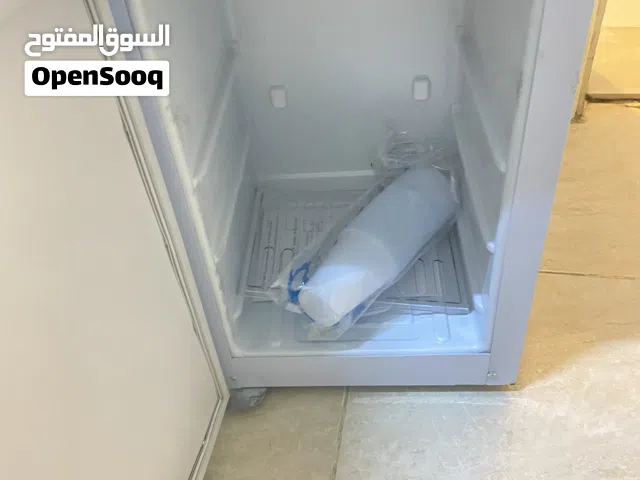 كولر ماء ثلاث حنفيات حامي بارد و دافئ