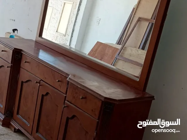 دنسوار سفرة لحالة خشب لاتية وزان