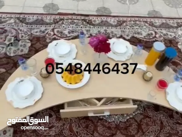 طاولة طعام ارضية رمضانيه