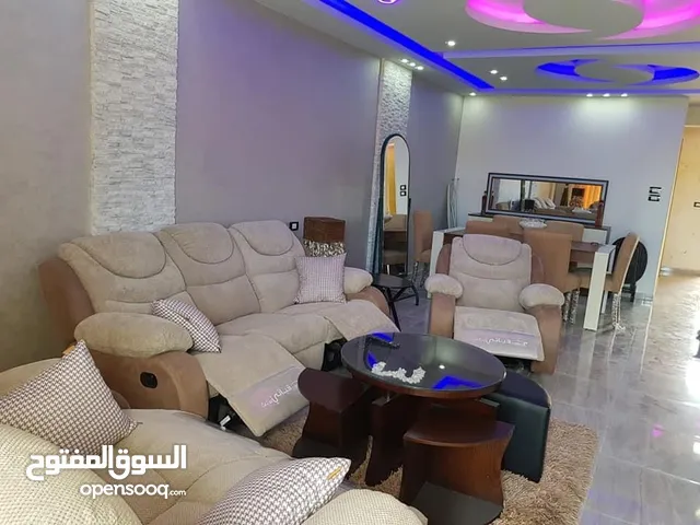190 m2 3 Bedrooms Apartments for Rent in Matruh Alamein