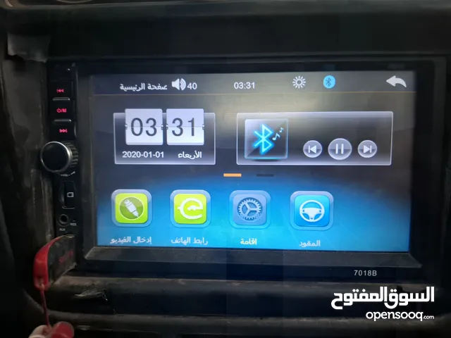 شاشه سياره عادية
