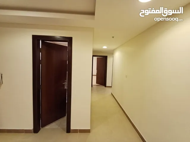 شقة للاجار جدة حي الفيصلية 3 غرف 2 حمام صالة مطبخ مكيفات ركبة 18 ألف للاستفسار