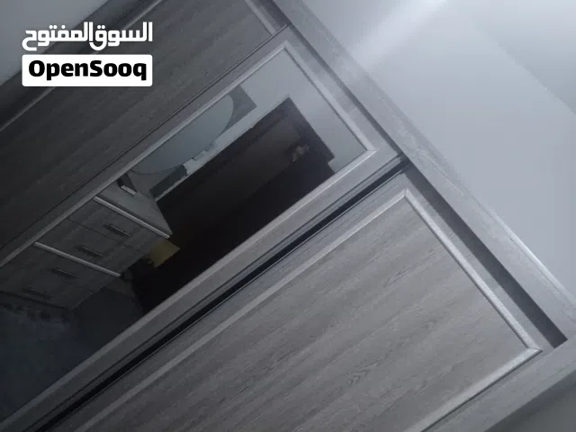 غرفة نوم مستعملة