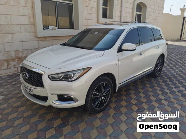 2017 إنفينيتي QX60 Luxe