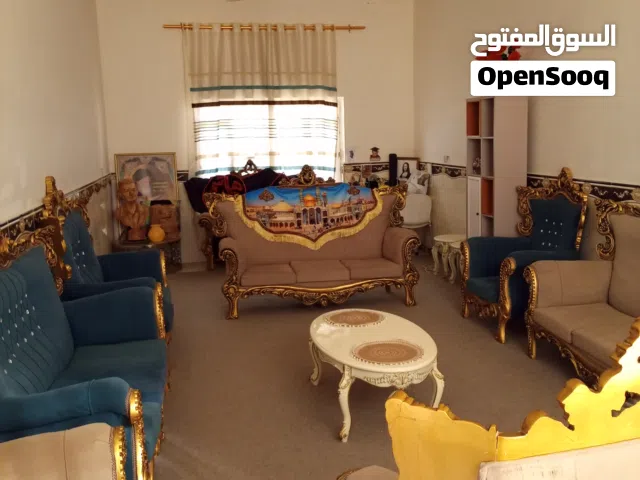 بيت للبيع في منطقه الجزيره /شارع خذوه الامام زين العابدين