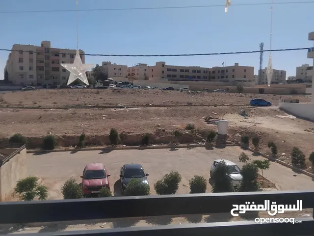 شقه للبيع الزرقاء. مدينه الشرق. اسكان المعلواني
