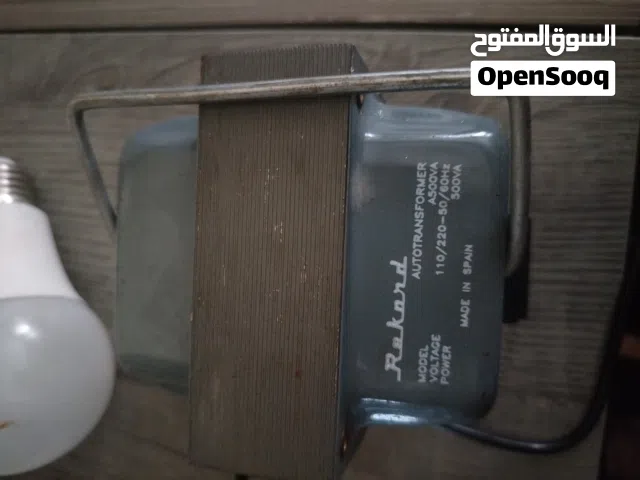 محول كهرباء من 220 إلى 110 فولت صناعه اسبانيه اصلي استعمال خفيف لا يذكر للبيع