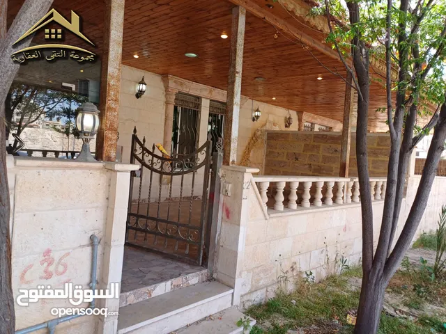 246 m2 3 Bedrooms Apartments for Sale in Zarqa Al Zarqa Al Jadeedeh