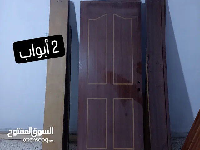 3 أبواب جاهزة بسعر كزيوني مخزنات و مش مستعملات معاهن الأقفاص