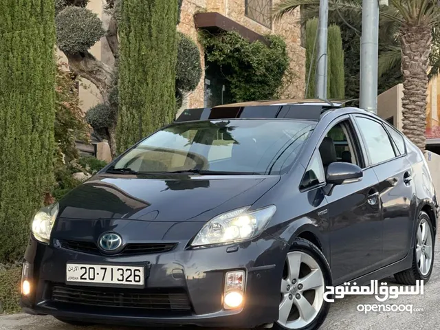 Used Toyota Prius in Amman