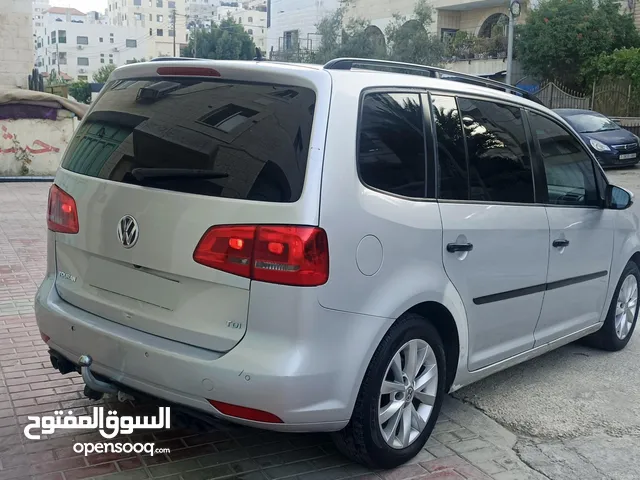 Used Volkswagen Touran in Nablus