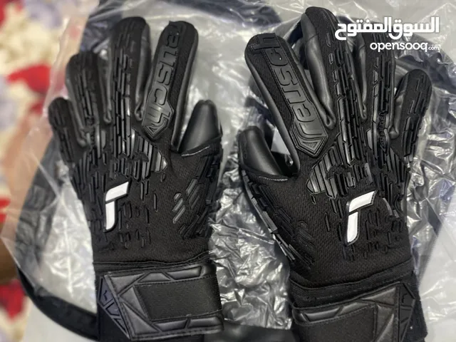 قفازات امريكية أصلية حجم 8 ماركة reusch النوع attrakt