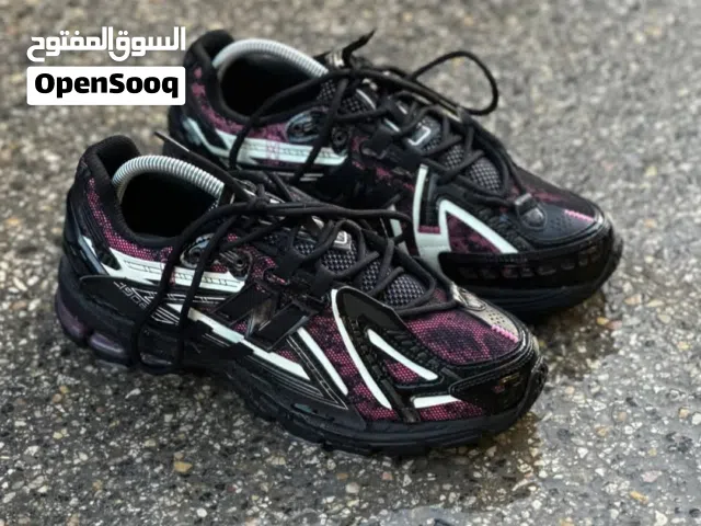 حذاء نيوبلنس