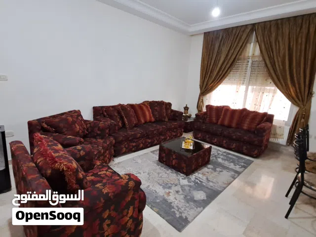 للبيع طقم كنب غرفة جلوس ، وفرن غاز إيطالي ( كيريازي )