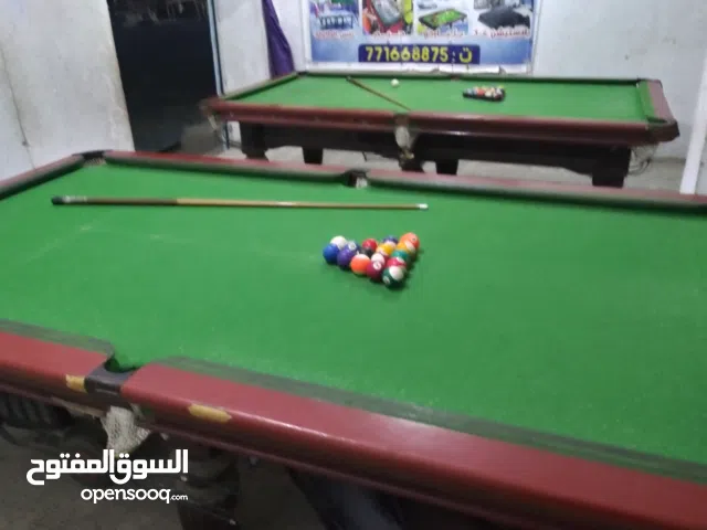 طاولات بلياردو رخام وخشب للبيع بالمحويت