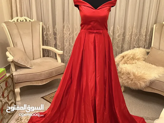 فساتين سهرة مميزة للبيع بأسعار مغريه بداعي السفر dresses for sale on reasonable prices