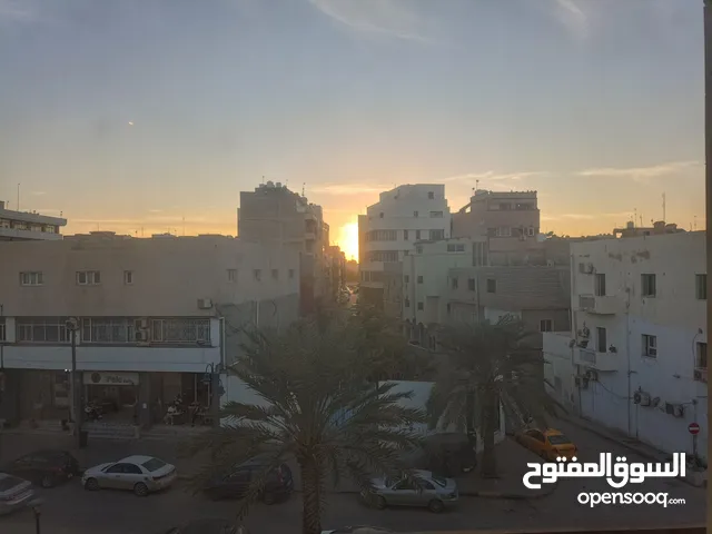 شقة في شارع ميزران للبيع