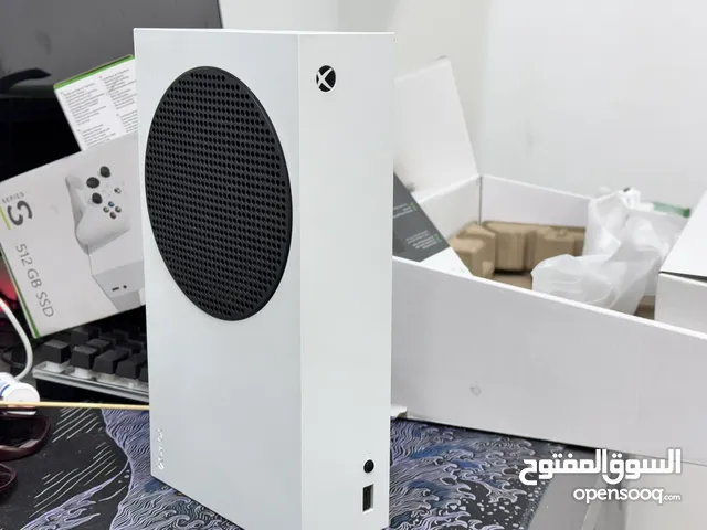 ‏Xbox Series S بحالة الجديد + يد احترافية