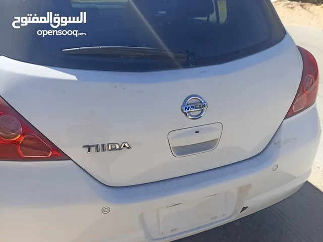 Used Nissan Tiida in Tripoli