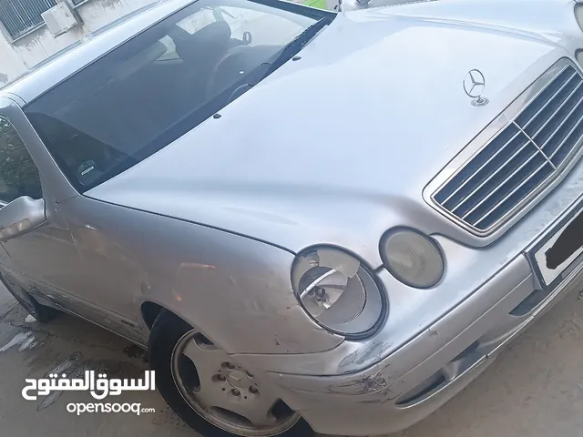Mercedes Benz CLK-Class 2002 in Tripoli