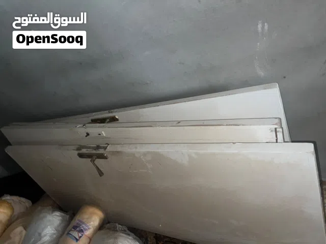 البواب والنوافذ