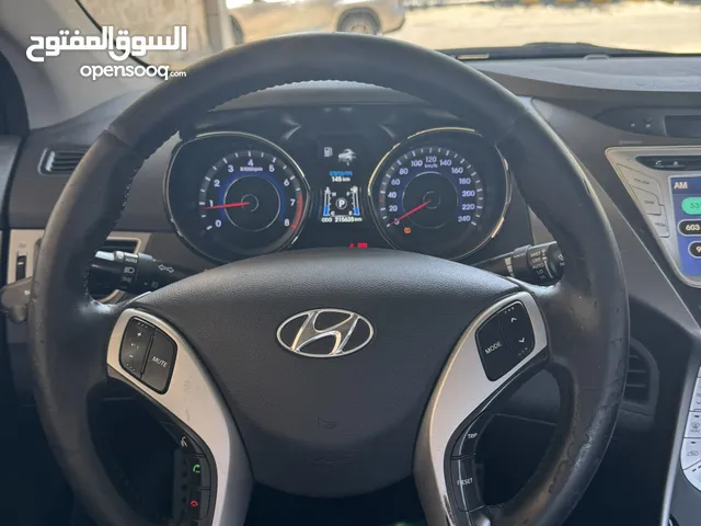 Used Hyundai Avante in Amman