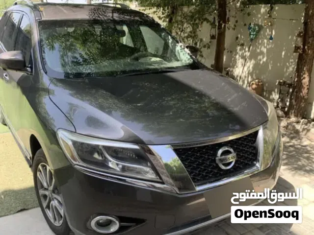 2015 نيسان باثفايندر S