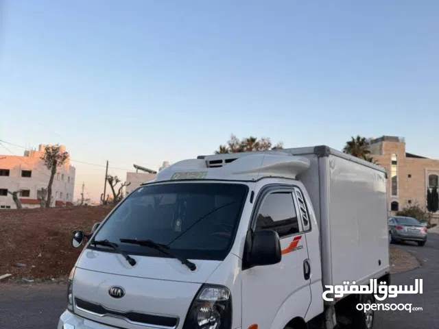 كيا بنجو 3 ثلاجه موديل 2014 فل اضافات