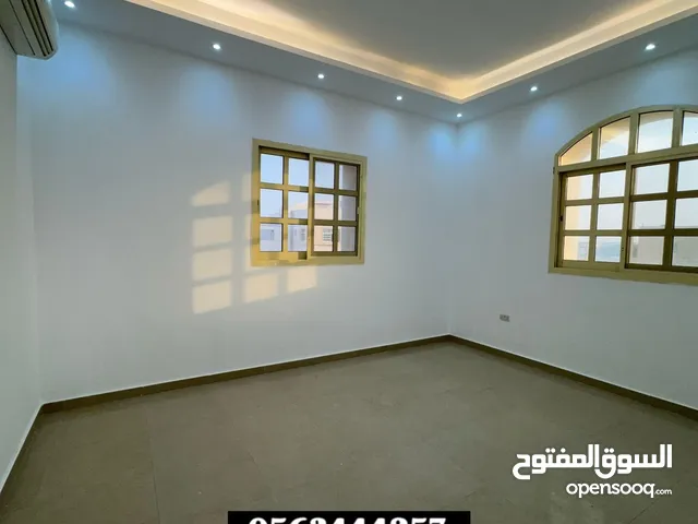 للإيجار شقق غرفه و صاله و حمام و مطبخ أول ساكن في منطقة البطين
