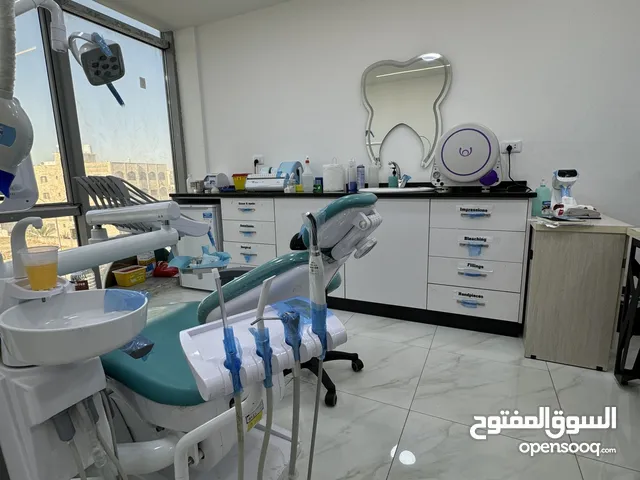 عيادة للضمان - كامل المعدات - منطقة شارع الحرية