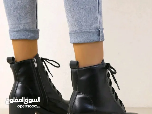 Black With Heels in Al Madinah