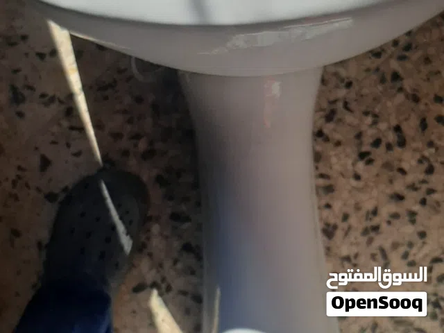 مغسله مع بطاريه كامله للبيع بسعر مغري