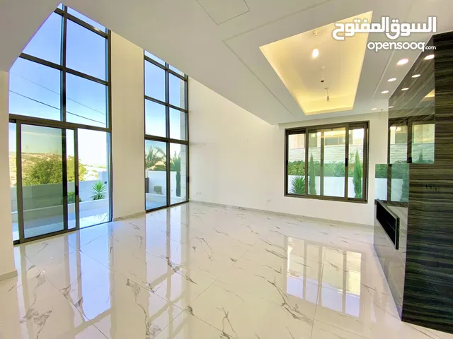 665 m2 More than 6 bedrooms Villa for Sale in Amman Dabouq