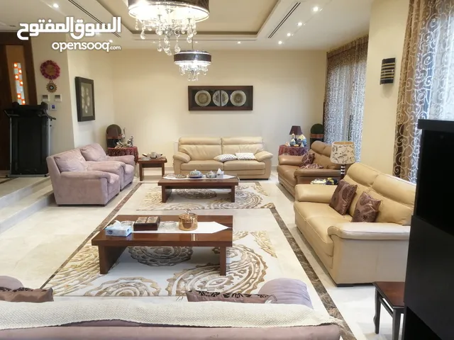 1000 m2 5 Bedrooms Villa for Sale in Amman Dabouq