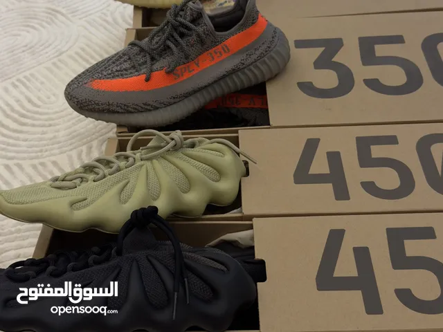 Adidas Yeezys new (not used)