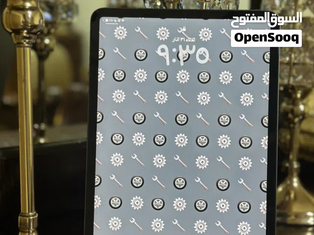 iPad Pro 11 (الجيل الثالث) للبيع – حالة ممتازة