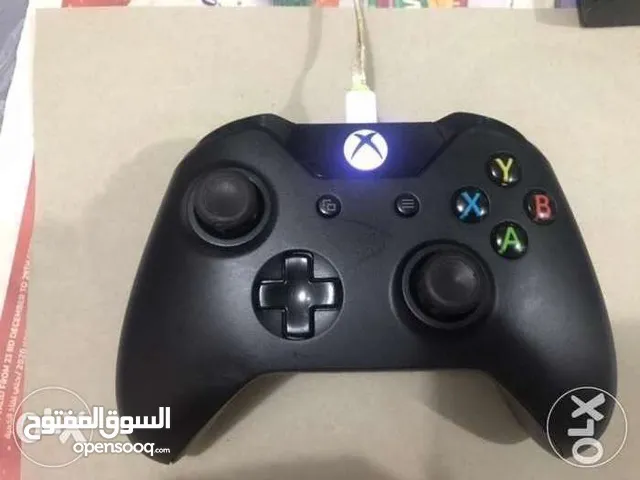 Xbox one controller and xbox 360 in mahboula